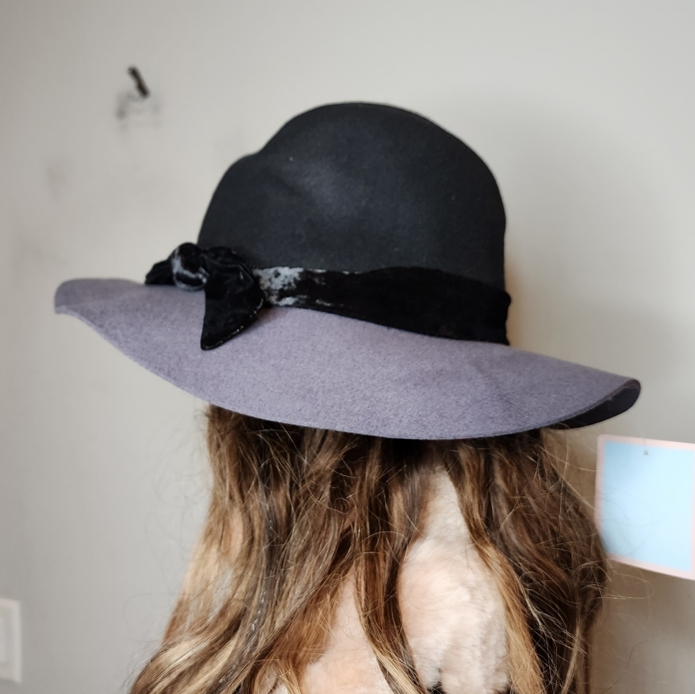 NWT Orchid Row 100% Wool Wide Brim Hat Fedora Black Grey Velvet‎ Sash